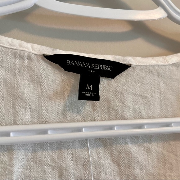 NWT Banana Republic Embroidered Flowy Blouse - Picture 10 of 11